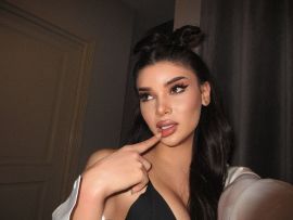 Alina perry