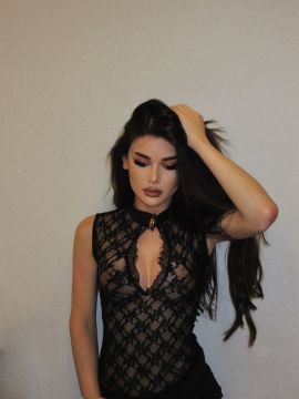 Alina perry