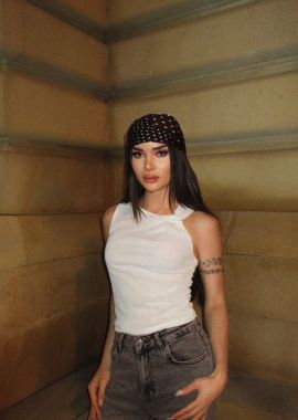 Alina perry