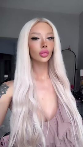 Barbie Naz