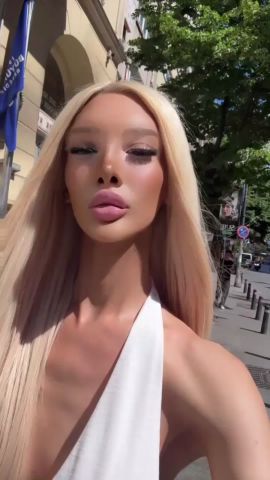 Barbie Naz