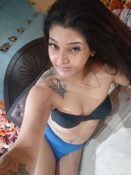 Hot Alisha