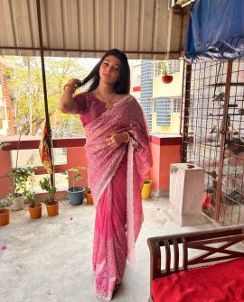 Hot Alisha