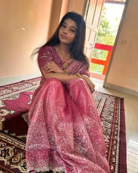 Hot Alisha