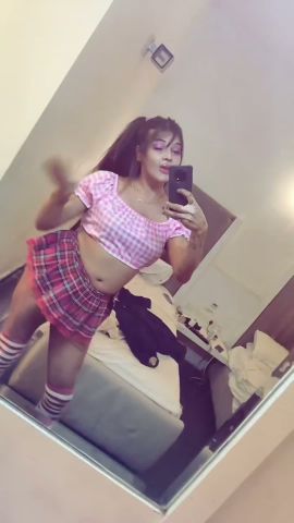 Hot Alisha