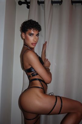 ZAHIAHOT 