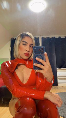 Rebeka 23cm