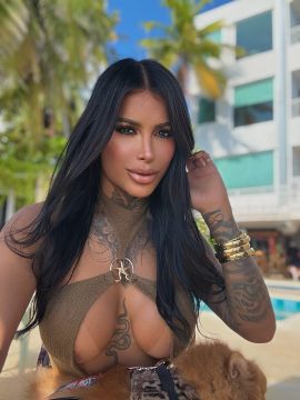 Miss Issa Porn