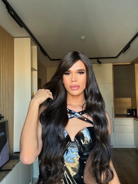 My name is Tiffany, I'm Brazilian and I'm 23 years old.
I'm 1.80 meters tall and weigh 70 kg.
I have a 22cm diameter penis, very fleshy and full of semen, to satisfy you. Active and passive, no complications!
Ready to fulfill all your fetishes and desires.
Send me a message and we can arrange to meet and have lots of fun.