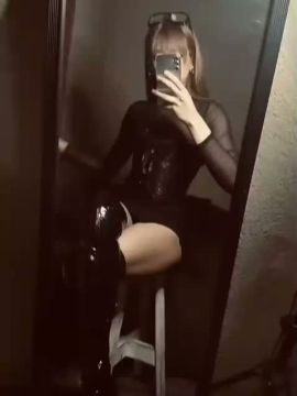 Mia