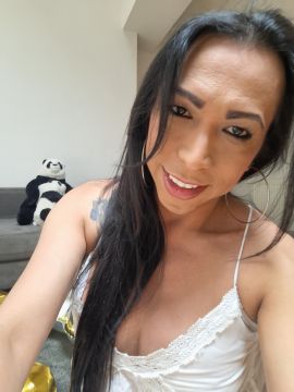 sexy paola latina