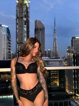 Violetta Hot