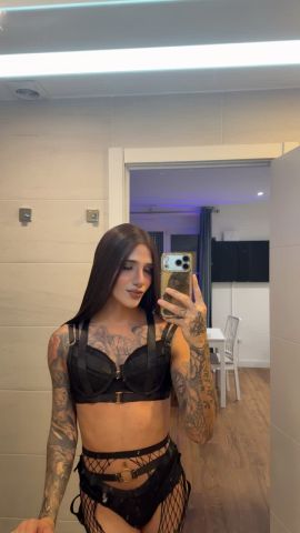 Violetta Hot