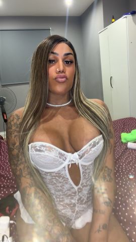 Ariely bastos