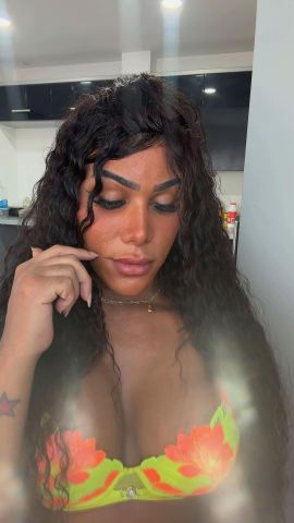 Ariely bastos