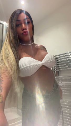 Ariely bastos