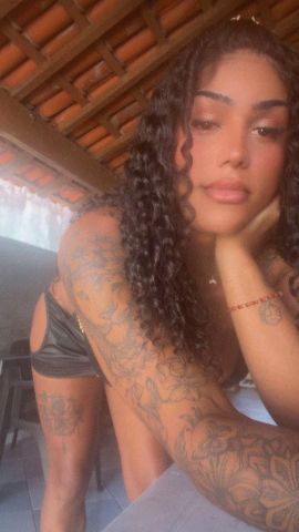 Ariely bastos