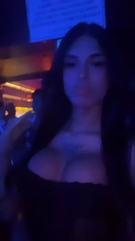 Vale Lozada 
