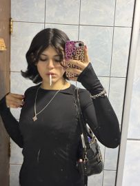 Cleo 
