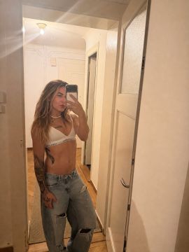Paty August