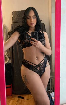 Alix Briana