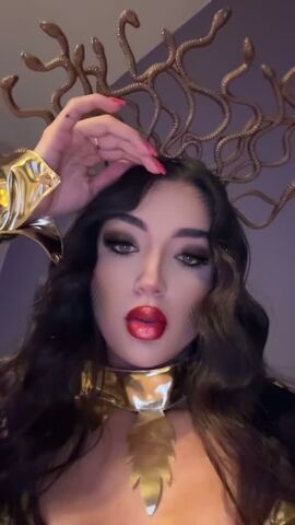Veronica Sweet