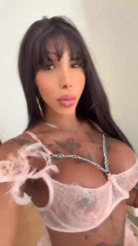 Jheny hot 
