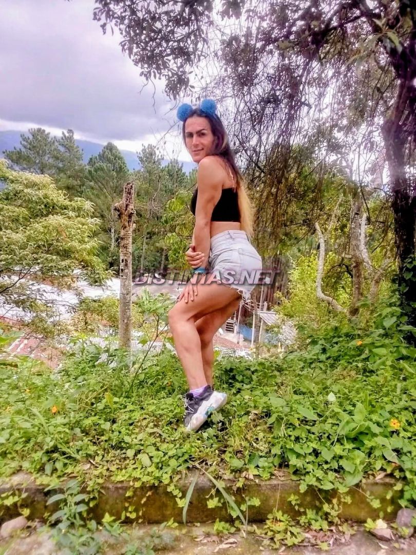 Suzuka poderosa👽🖤