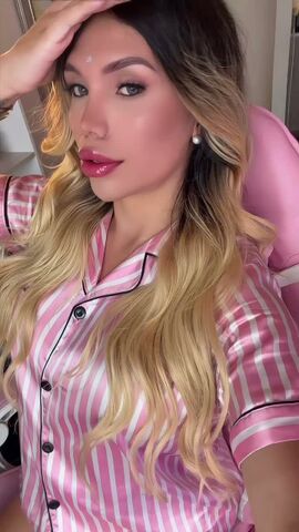 Karla Rouge