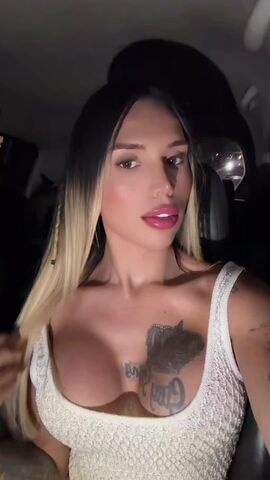 Karla Rouge