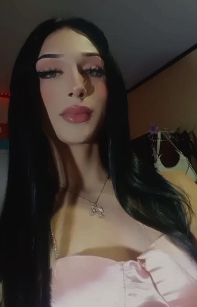 A perfect brunette doll. 👸🏻💸
A true Barbie doll with a delicate, slim waist.
Feminine and sensual by nature, my eyes will always capture your gaze. 🎀😼
If you're looking for sweet and elegant company with an unexpected twist, I'd be happy to join you.

❌ Business inquiries only
❌ If you're looking for something else, please don't waste your time contacting me.