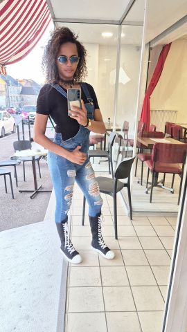Samara très hot