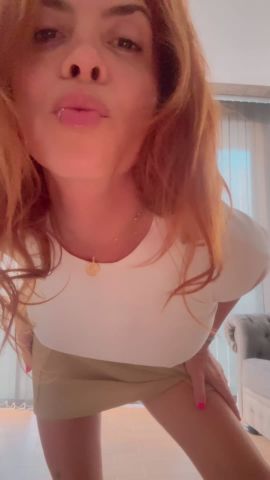 Thaty Bella