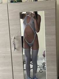 Mía Stefanía adarah  