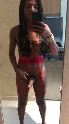 Tayna Ferrari 