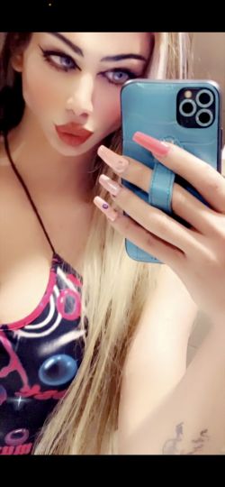 Qamar Barbie
