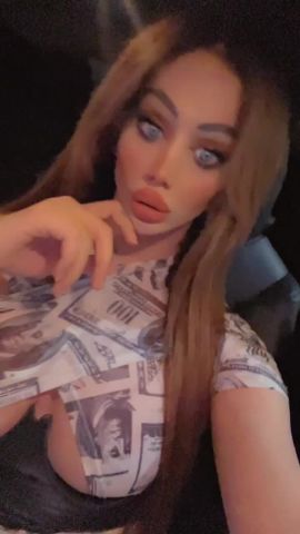 Qamar Barbie