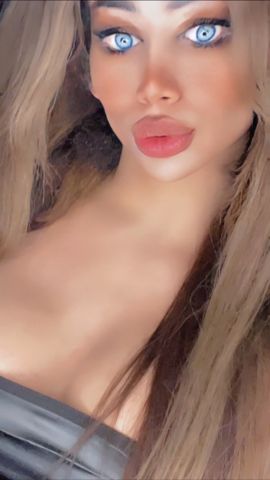 Qamar Barbie