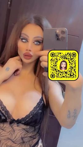 Qamar Barbie