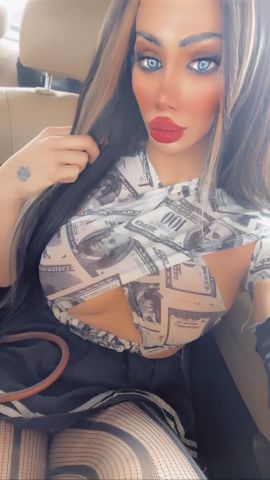 Qamar Barbie