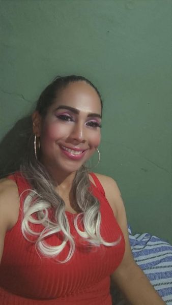 Trans complaciente lujurioso morbosa garganta profunda y más fetiche fantasia tríos .roles activa pasiva como desees una buena química en masaje relajante disfruta al maximo de un sexo fantasioso 😋🫦 