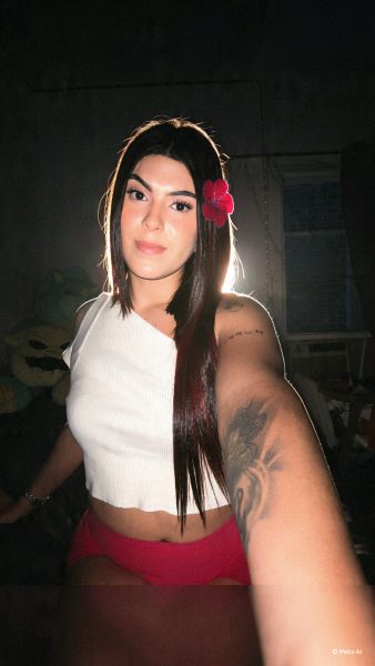 Trans woman ready to fulfill all your fantasies