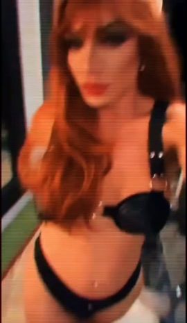 Leona
