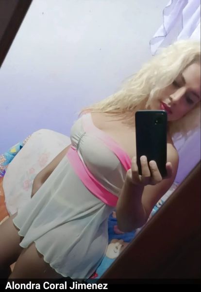 Hola amores. Soy una chica. Trans dispuesta a complacer. Todos. Tus deseos. Y. Fantasías. Sexuales. Que. Salgas. De la misma. Rutina. De. 100pre oral. Cambio. De roles. Y muchos. Fetiches. Más 