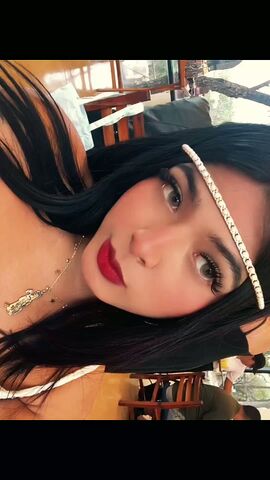 MÍA MARROQUIN