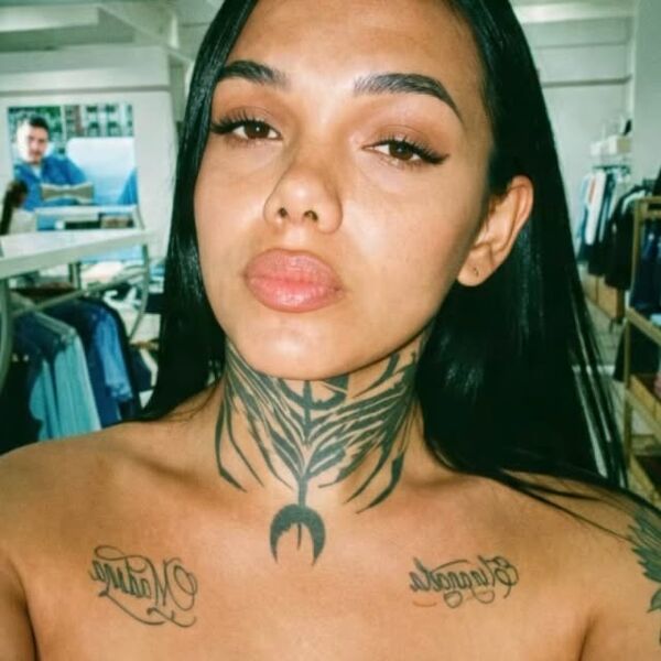 Sophie sexy