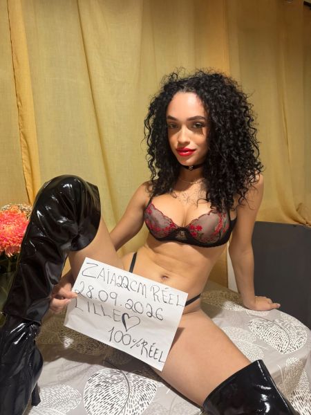 Bonjour. Je m'appelle zaiaxxl, 100% authentique, avec des courbes incroyables et un pénis bien doté 👅 🇫🇷. Première fois en France. Tellement sexy et belle, avec un corps parfait, une peau sensuelle, un fessier magnifique et un pénis parfait de 21 cm 🥛💦 ✅ Expérience petite amie ✅ Service VIP ✅ Accueil attentionné 💋💄 Je suis toujours très sexy en belle lingerie, talons hauts, maquillage et parfum, dans un appartement charmant, discret et impeccable. Aucun tabou, je suis là pour le plaisir. Coquine, je suis une bonne dominatrice ; je réalise tous vos fantasmes et fétiches, sexe oral avec ou sans protection. Toujours avec une hygiène impeccable, etc. Tellement active et bien dotée, avec un arôme merveilleusement parfumé 👅💦 💋Passive : Elle est très sage et coquine, avec un excellent goût. 💋Baisers français avec la langue (hygiène irréprochable). Massage érotique. 💋Positions variées : j'adore le sexe. 💋69 espagnol, éjaculation sur mes seins 💦 !!!!️ 100% authentique, suivez-moi sur Instagram !!!!️ ✅POPPERS✅ ÉJACULATION✅ ✅DOMINATION✅ ✅DOUX ET INTENSE✅ Paiement par carte accepté 💳💳💳 Appelez-moi 📞