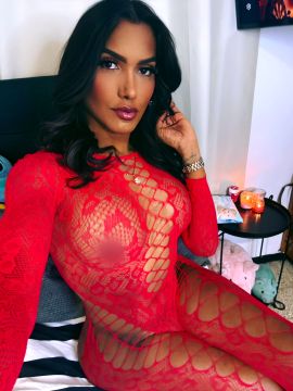 Camila Latina XXL
