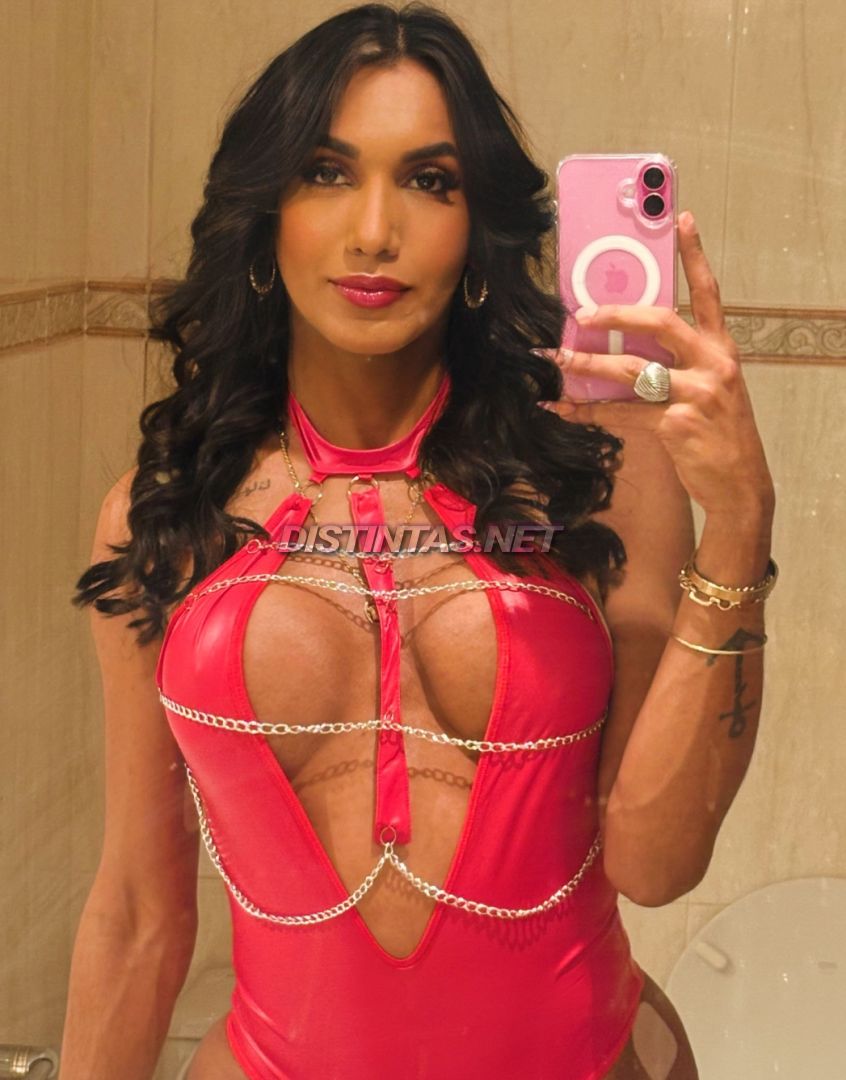 Camila Latina XXL