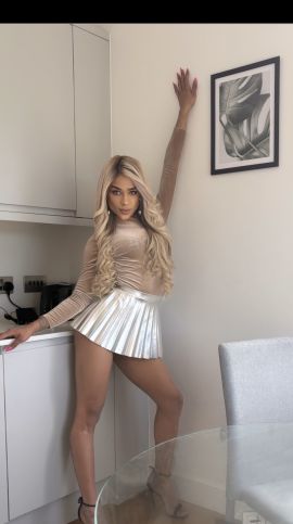 Elizaa XXL